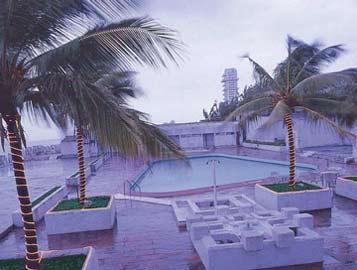 Searock Hotel Mumbai Exterior foto
